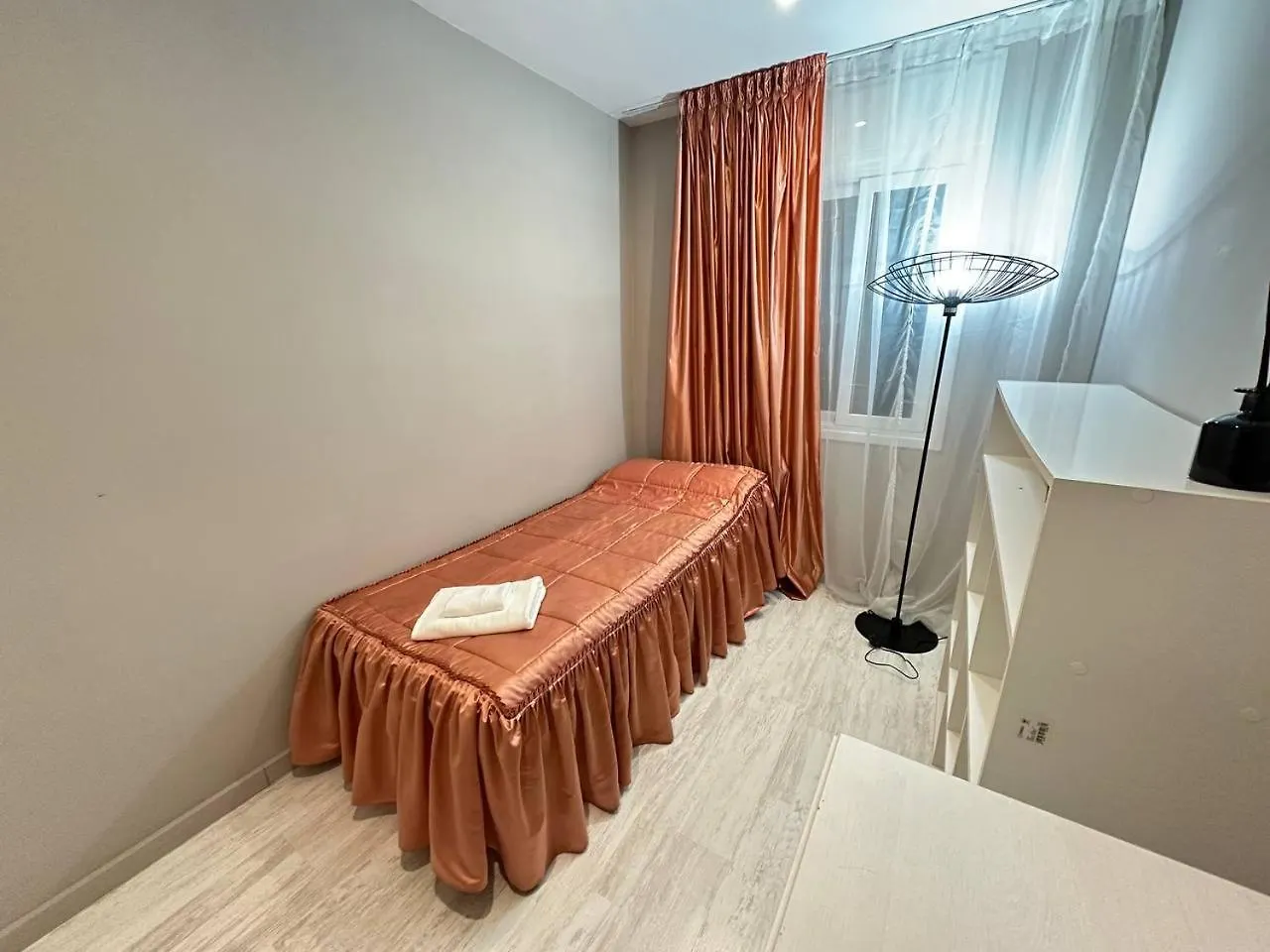 Plaza Serra Barcelona Bed and breakfast
